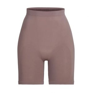 SKIMS Sculpting Mid Thigh Shorts (Umber)